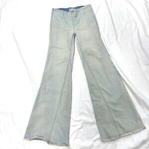 Free People Bell Bottom Jeans in Size 25